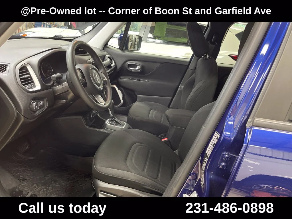 Used 2020 Blue Jeep Latitude image 14