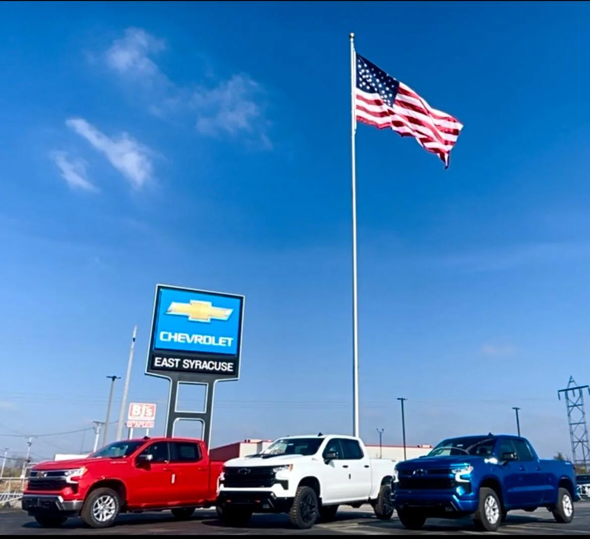 Used 2020 SUMMIT WHITE Chevrolet LS image 24