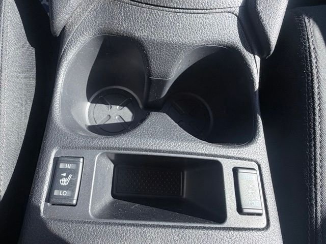 2017 Nissan Rogue SV - Photo 18