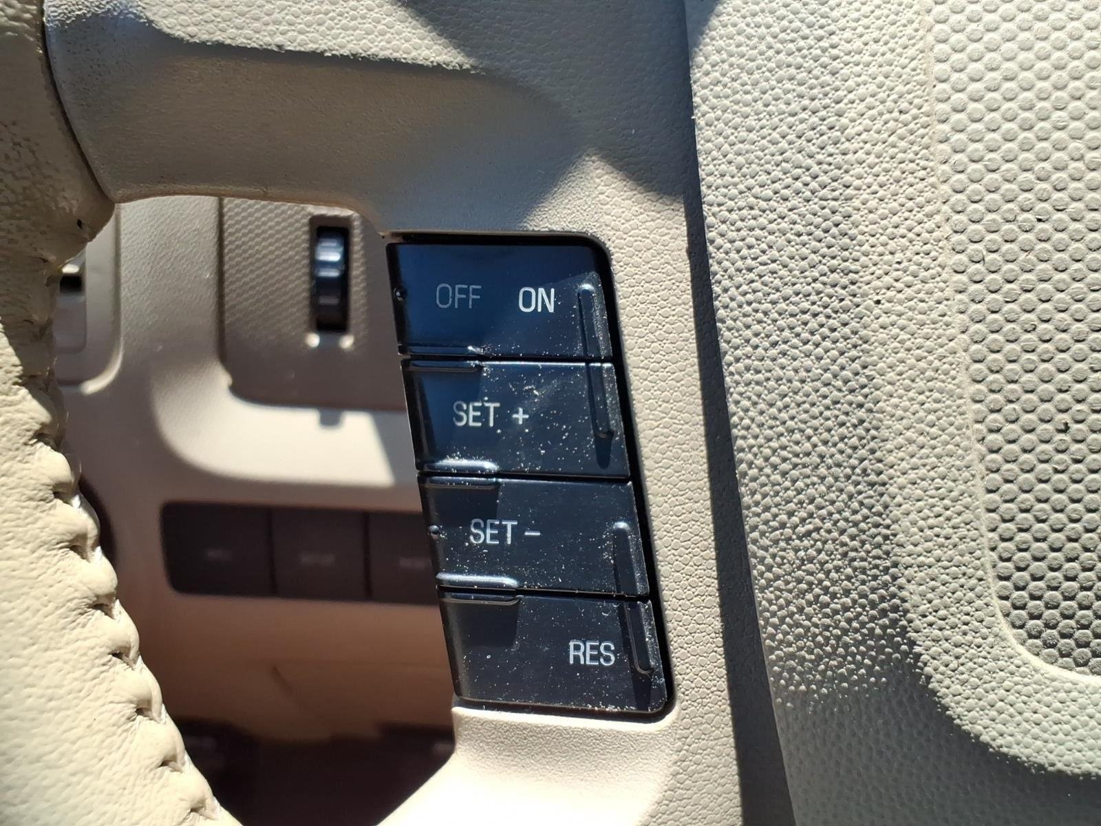 Used 2012 White Suede Ford XLT image 17