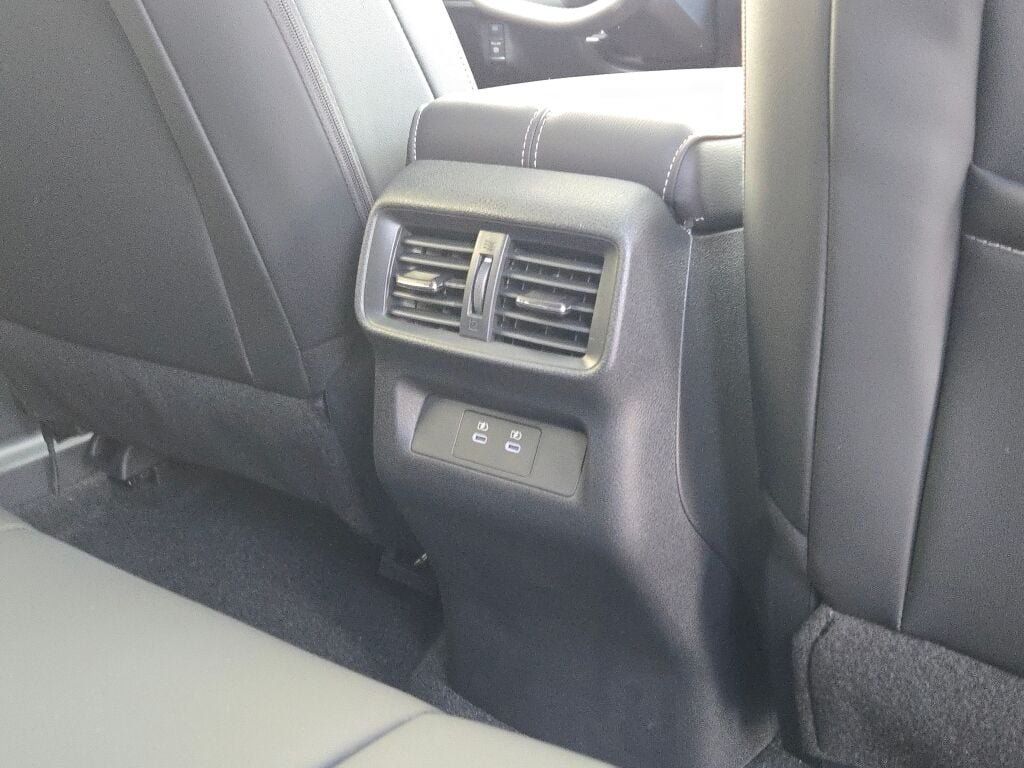 2026 Nissan Murano SL - Photo 9