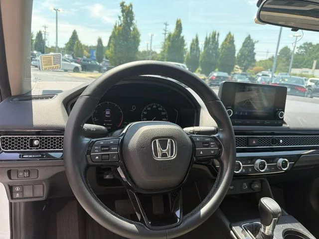 Used 2022 Platinum White Pearl Honda EX image 16
