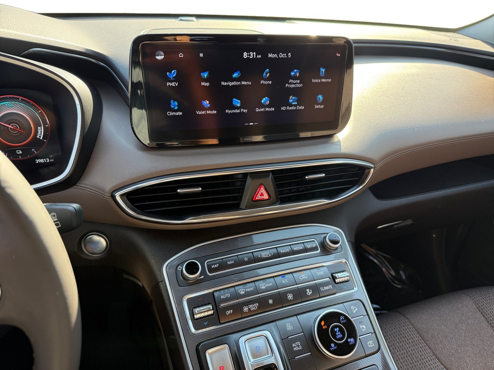 Certified Used 2023 White Pearl Hyundai SEL Convenience image 12