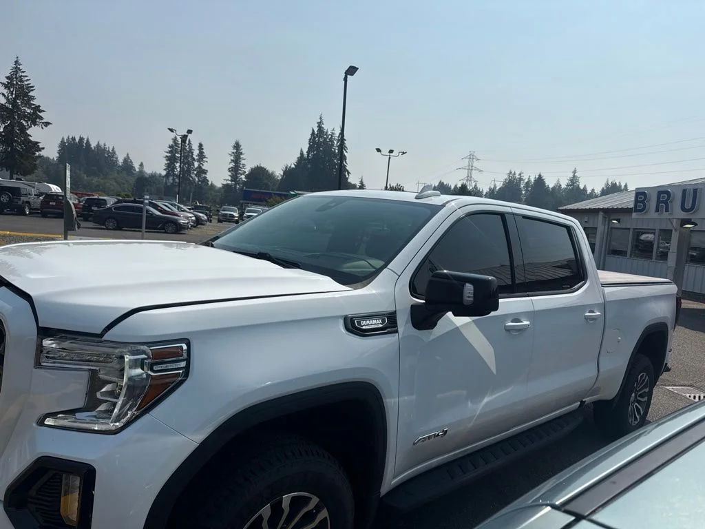 Used 2021 White GMC AT4 image 2