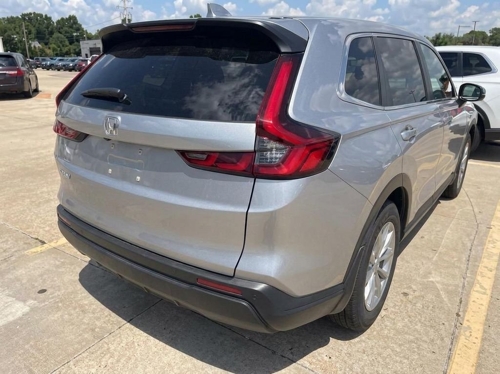 Used 2024 Alabaster Silver Metallic Honda EX image 3