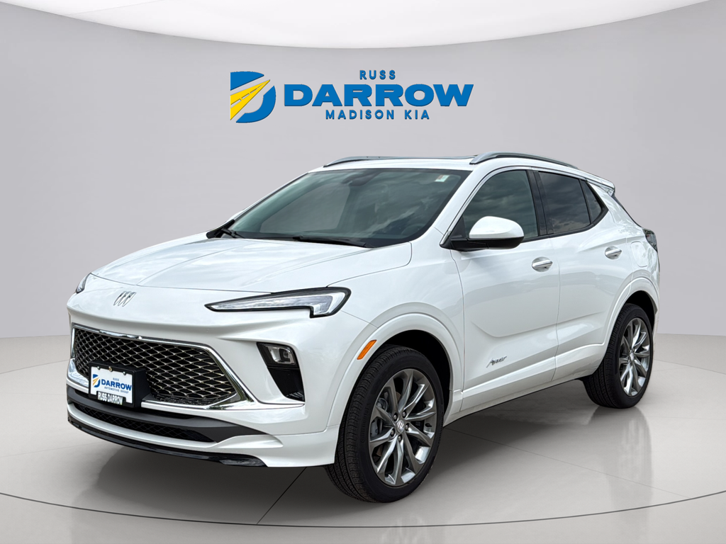 Used 2026 White Frost Tricoat Buick Avenir image 1