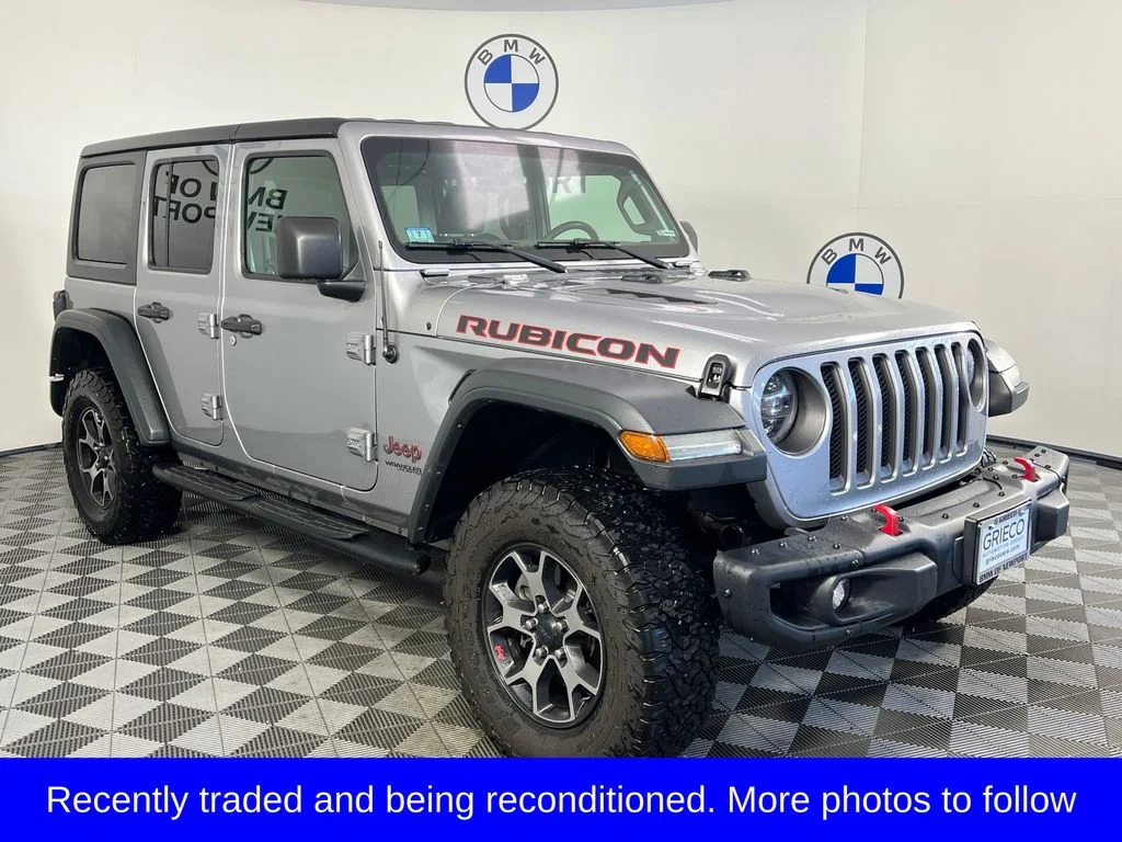 Used 2018 Silver Jeep Unlimited Rubicon image 1