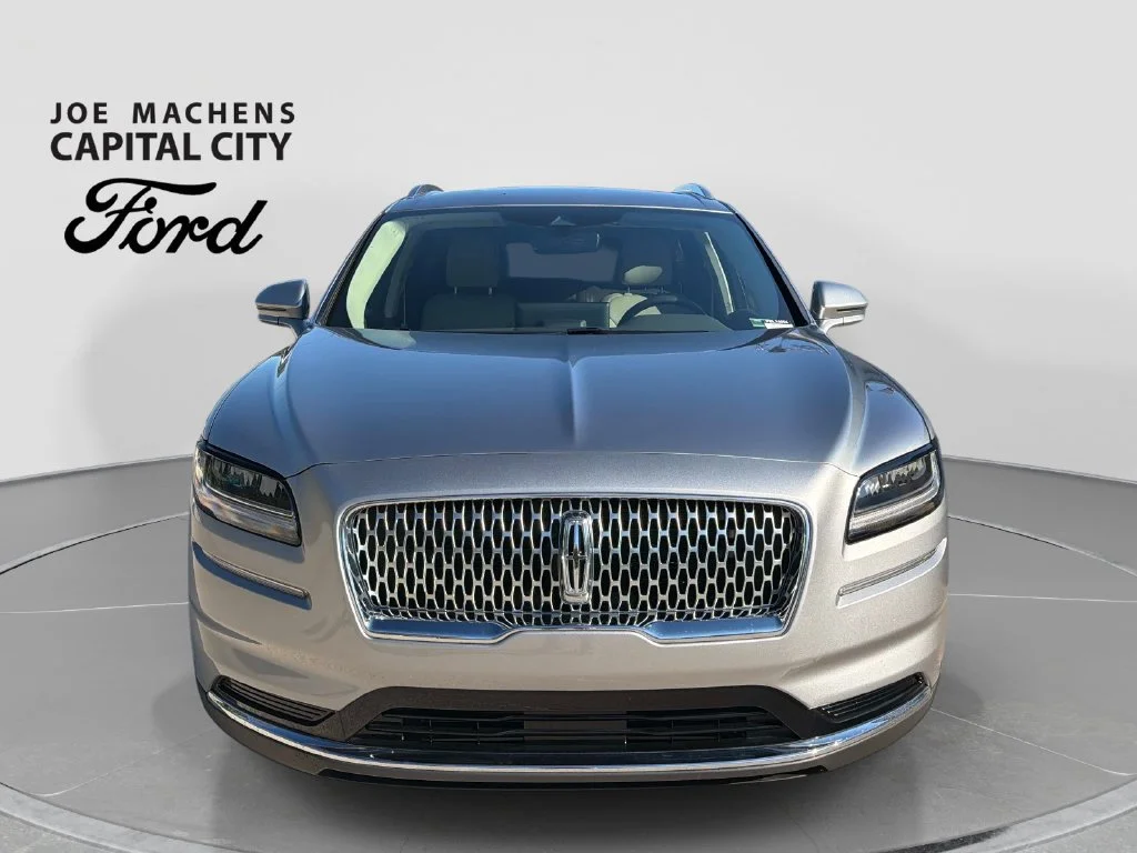Used 2023 Silver Lincoln Standard image 10