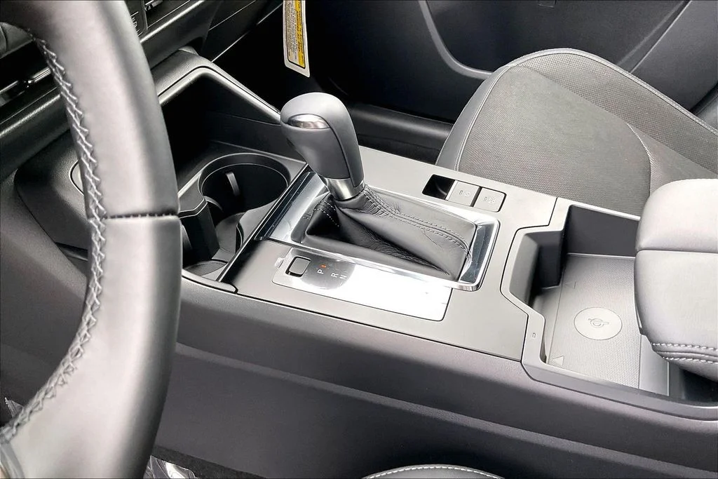 New 2026 Rhodium White Metallic Mazda 2.5 S Select AWD image 7