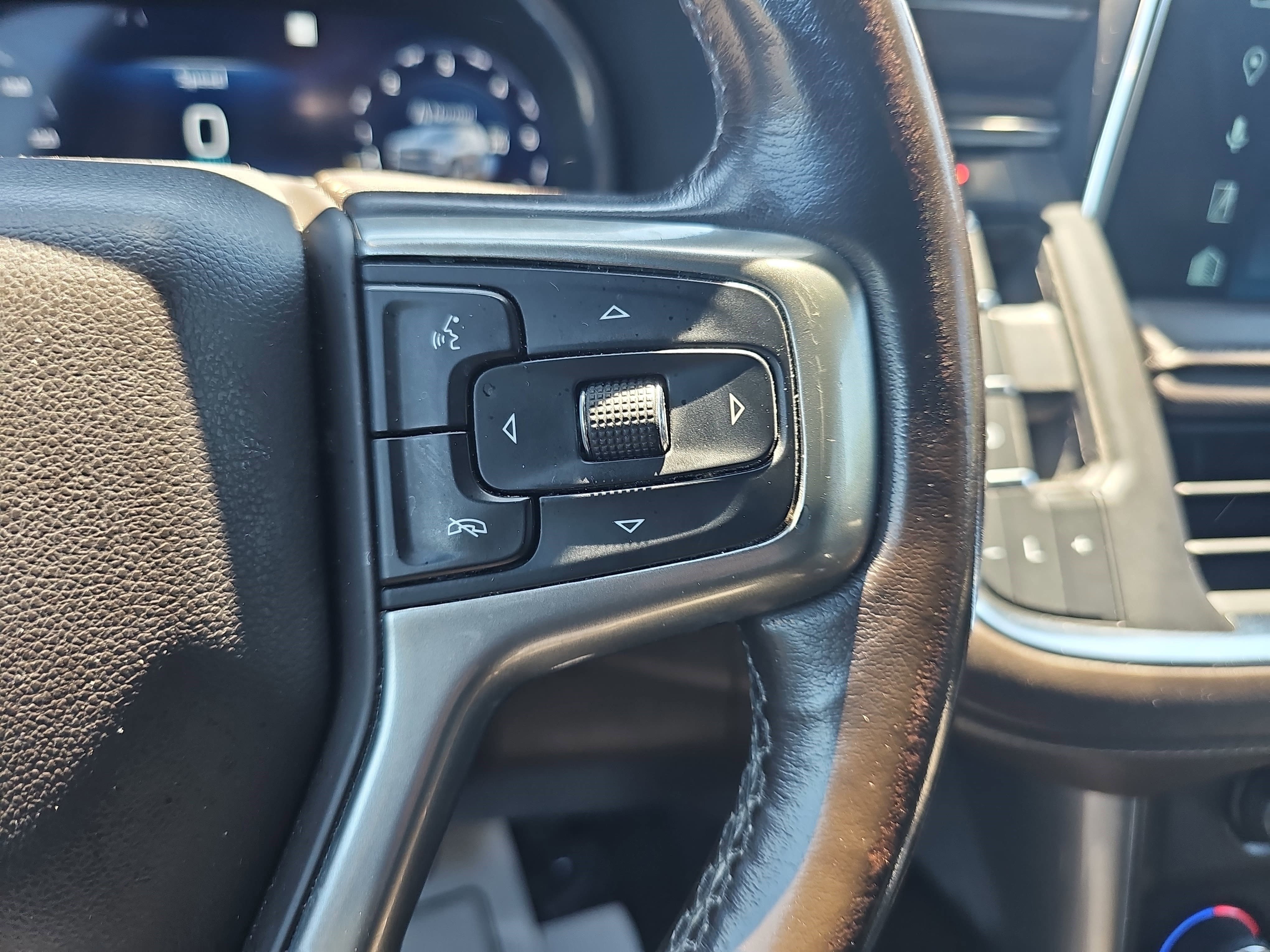 Used 2023 Empire Beige Metallic Chevrolet LT image 14