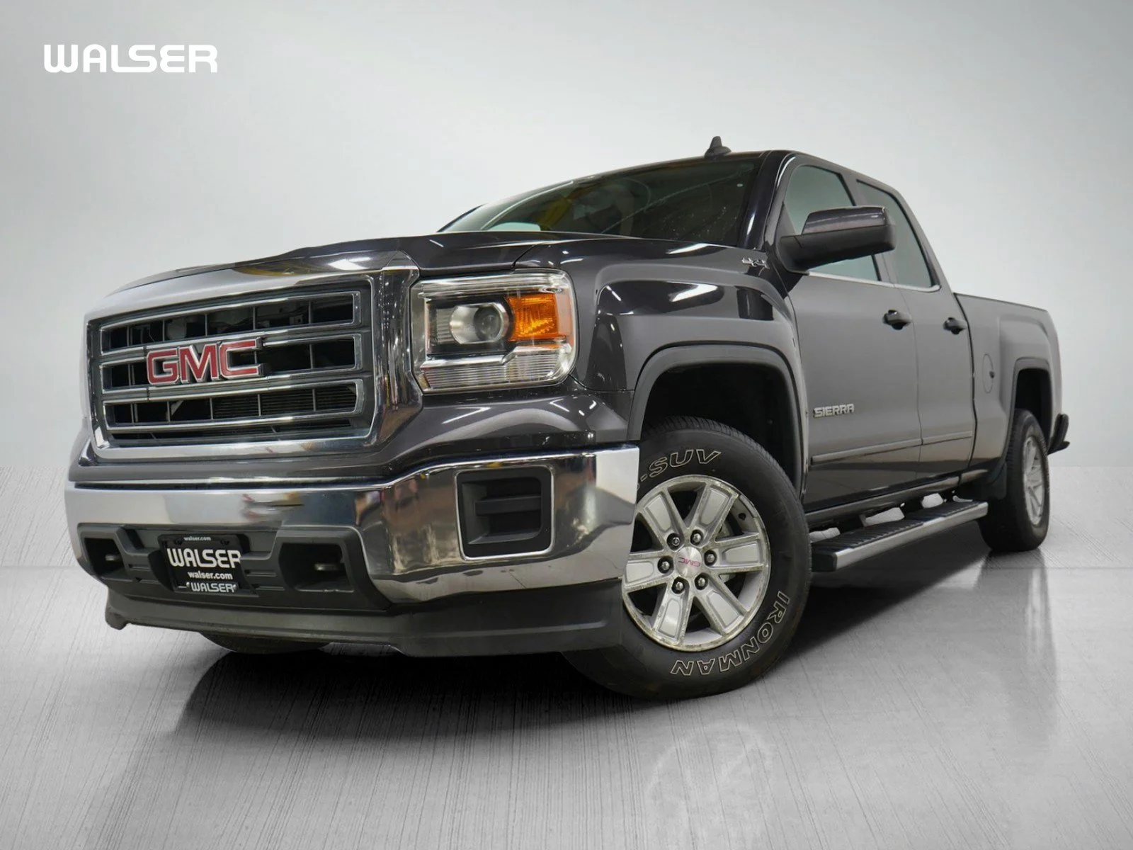 Used 2015 Iridium Metallic GMC 4WD Double Cab 143.5 SLE image 1