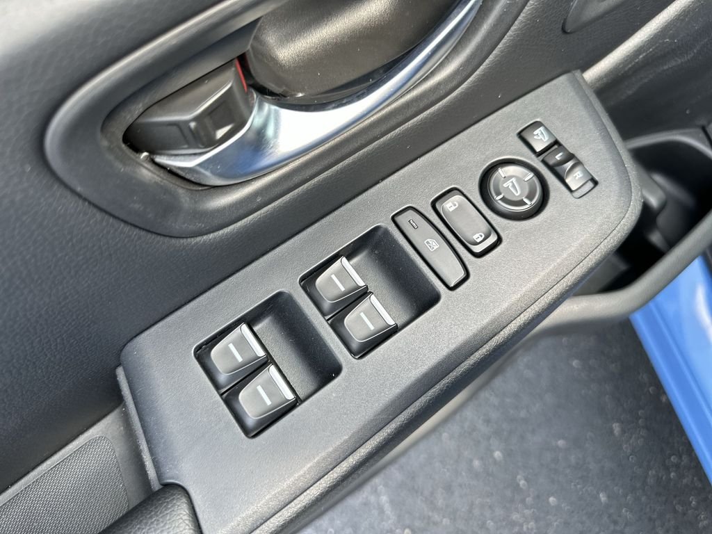 Used 2025 Blue Honda TrailSport image 19