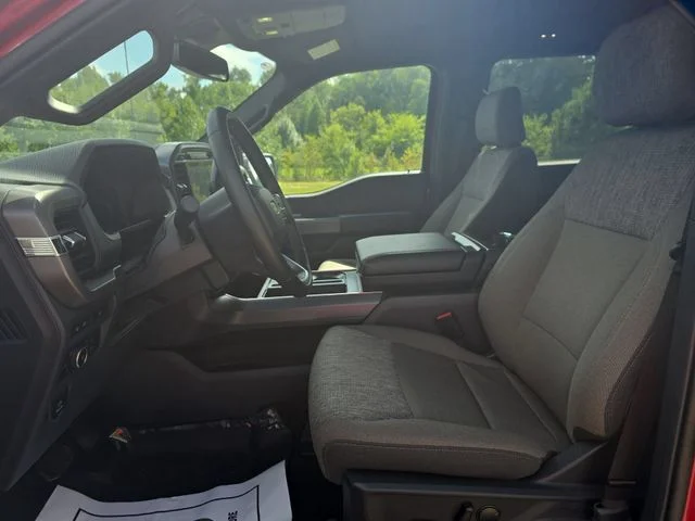 Used 2024 Red Ford XLT image 15