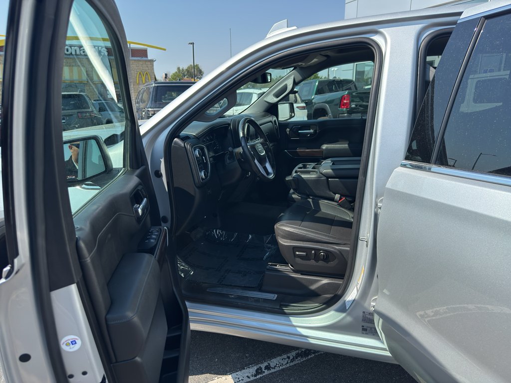 Used 2021 Quicksilver Metallic GMC SLT image 27