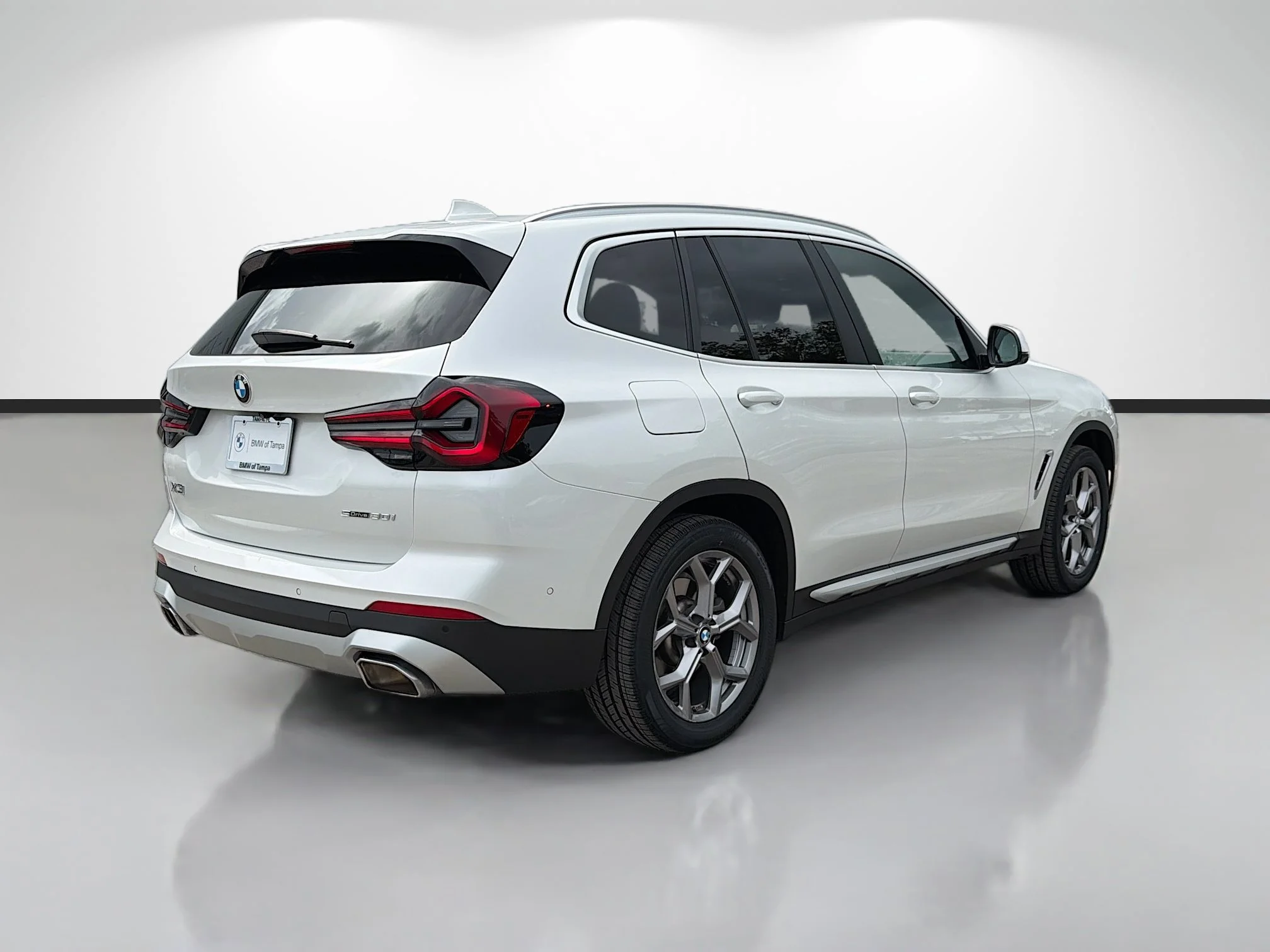 Certified Used 2023 Mineral White Metallic BMW sDrive30i image 3