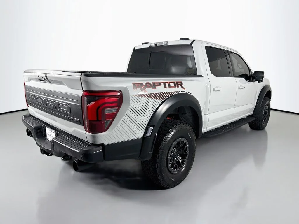 Used 2026 Avalanche Ford Raptor image 9
