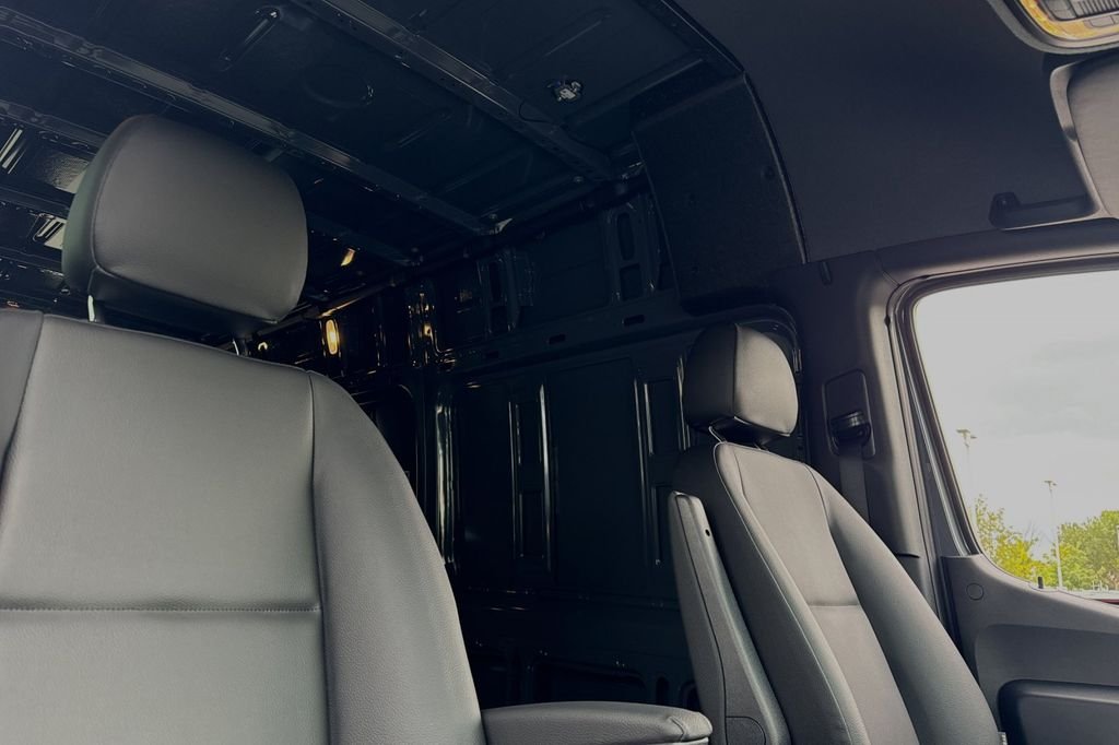 Used 2024 Gray Mercedes-Benz Cargo 170 WB image 16