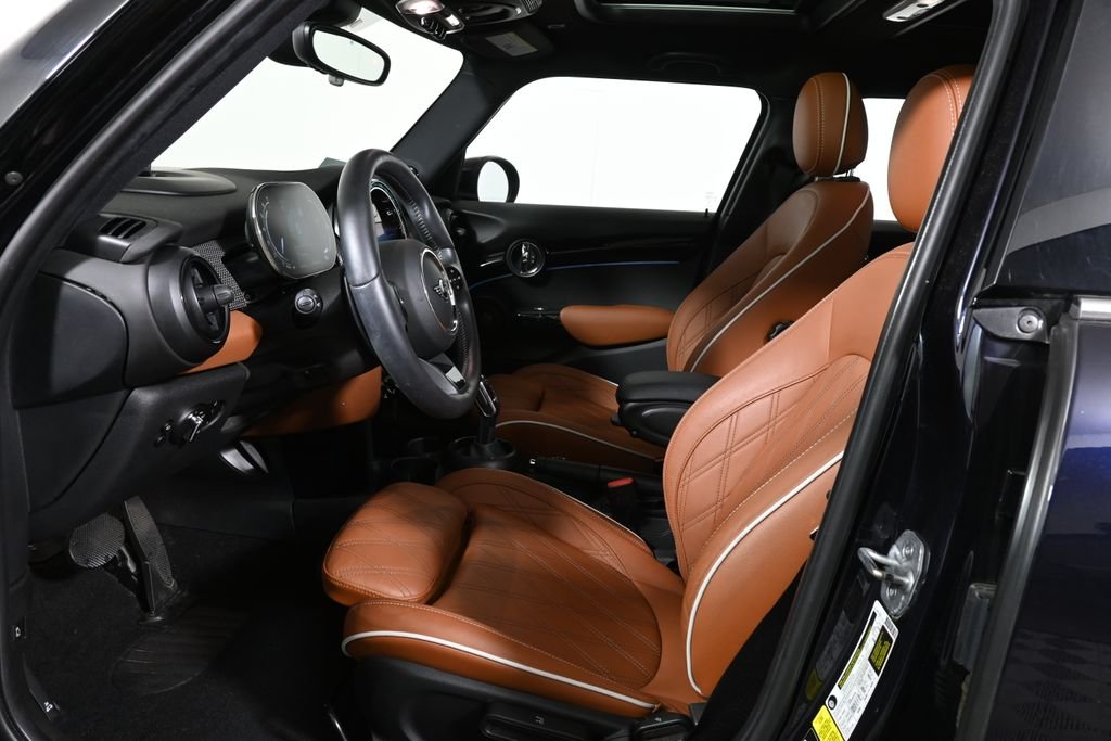 Certified Used 2024 Black MINI Iconic image 3
