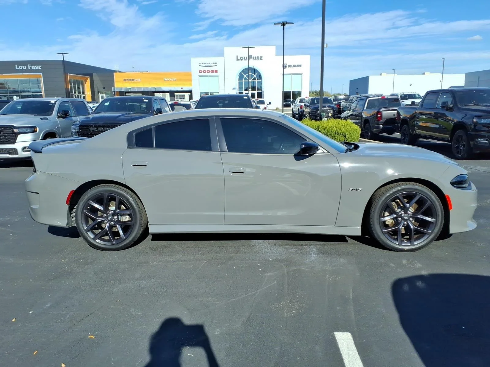 Used 2023 Destroyer Gray Clearcoat Dodge R/T image 28
