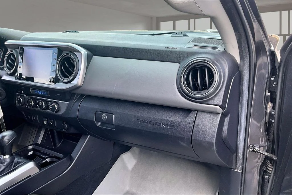Used 2022 Gray Toyota SR5 image 26