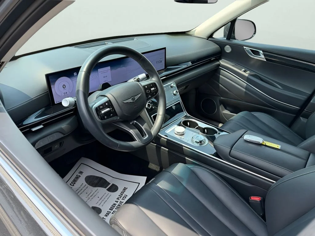 Used 2025 Gray Genesis 2.5T image 15