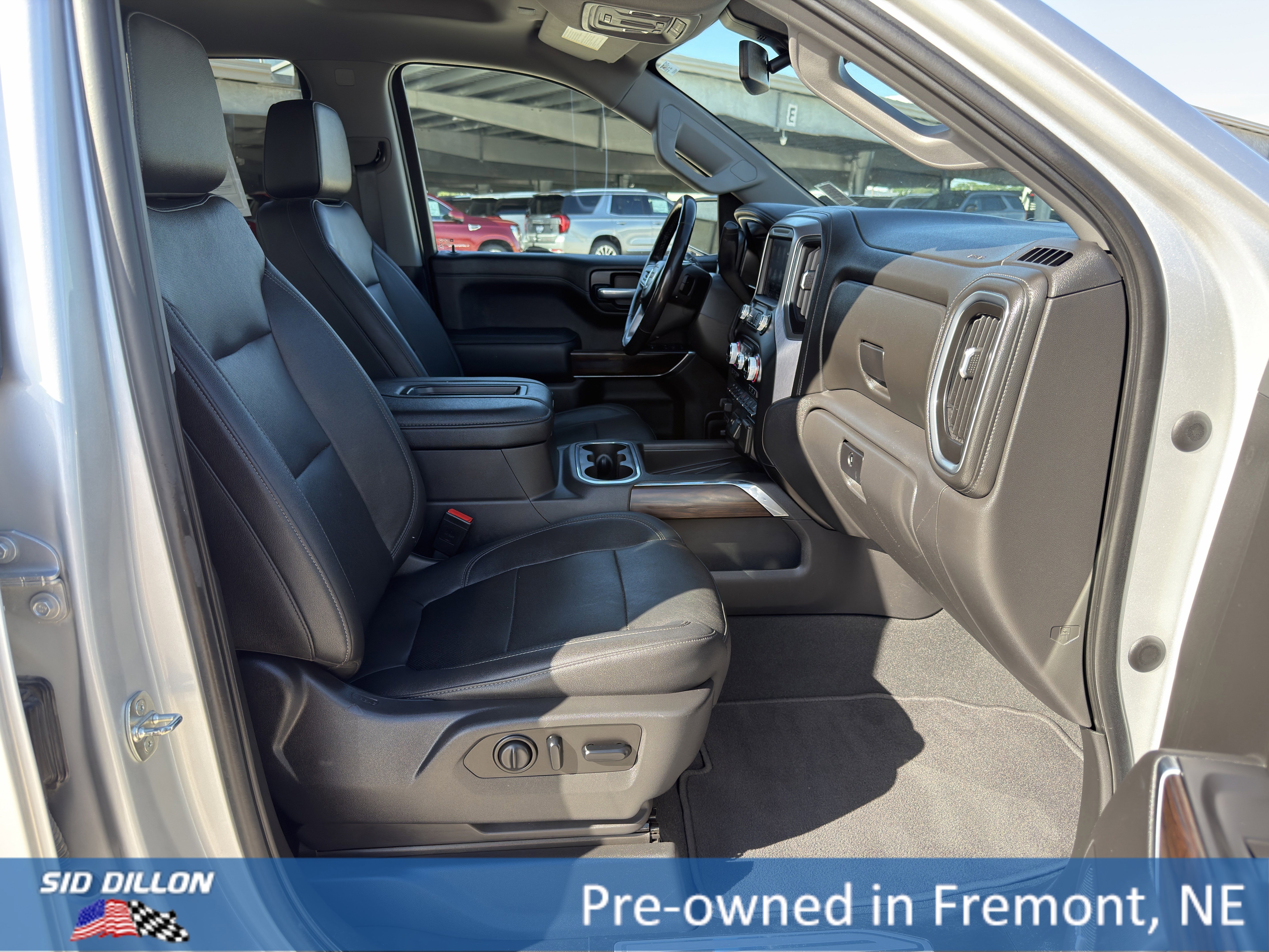 Used 2021 QUICKSILVER METALLIC GMC SLT image 17