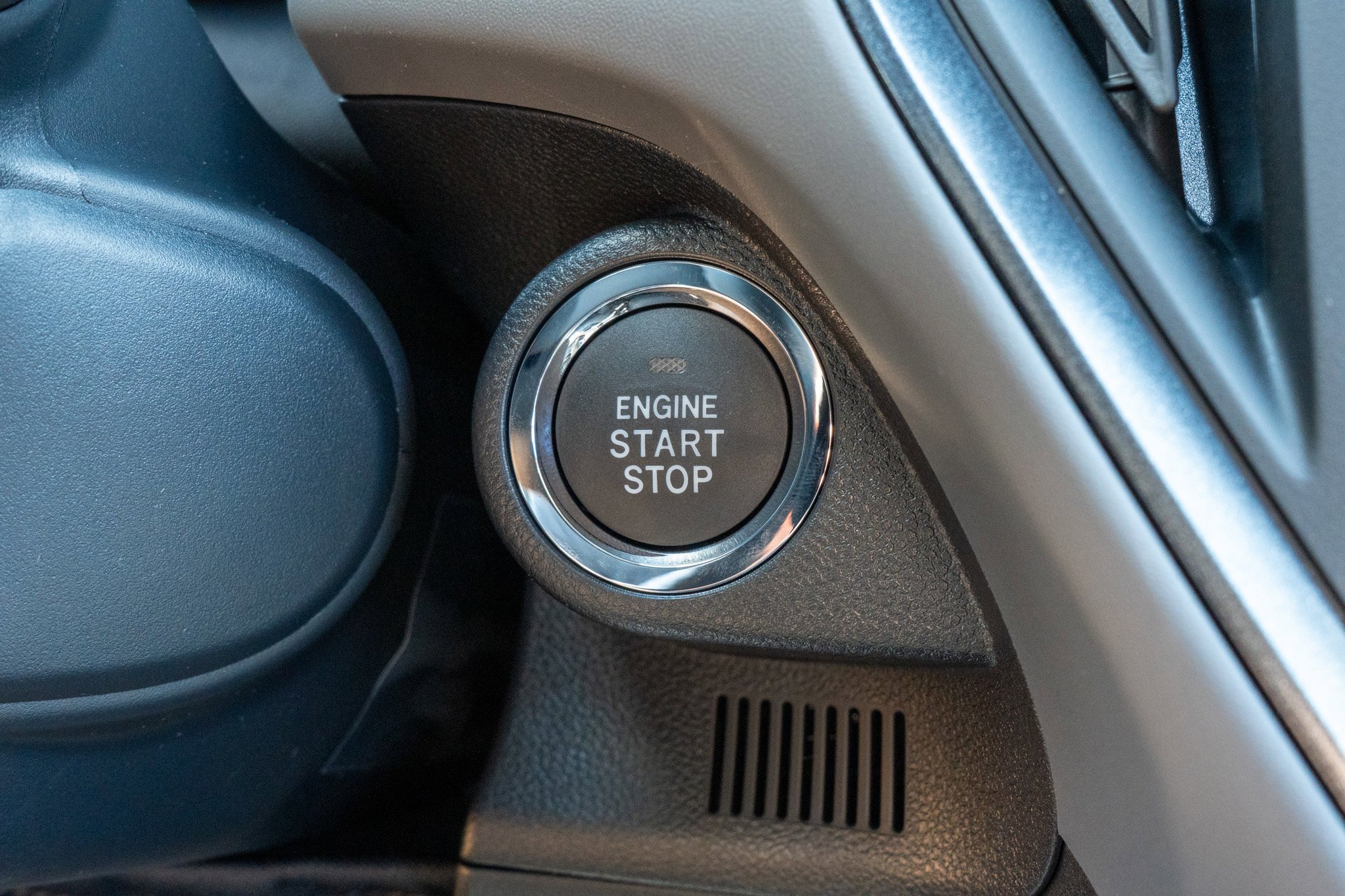 New 2026 LITHIUM RED PEARL Subaru Premium image 26