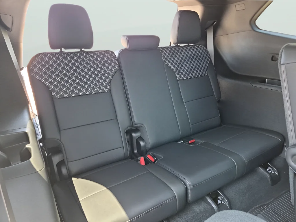 New 2027 Glacier White Tricoat GMC Denali image 36