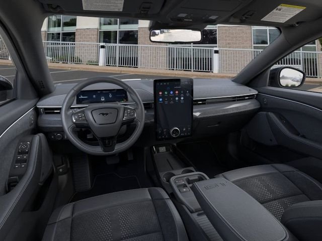 2025 Ford Mustang Mach-E GT - Photo 9