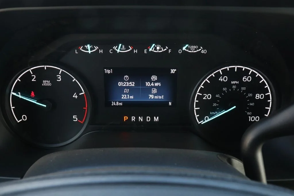 New 2026 Oxford White Ford F-550® XL image 31