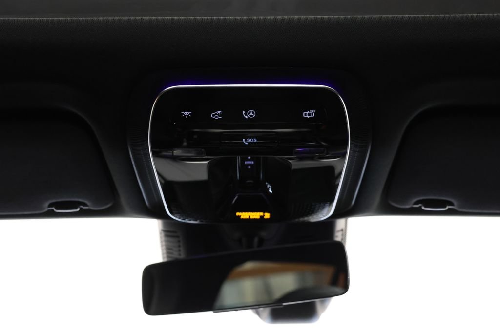 Used 2027  Mercedes-Benz GLC 300 image 17