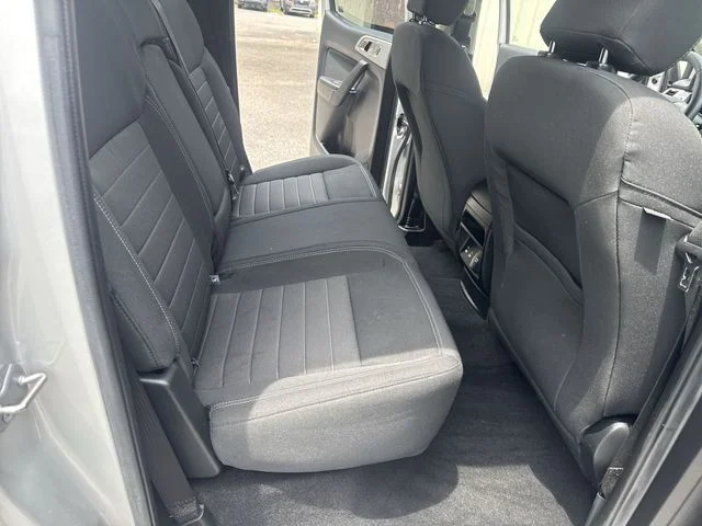 Used 2019 Silver Ford XLT image 11