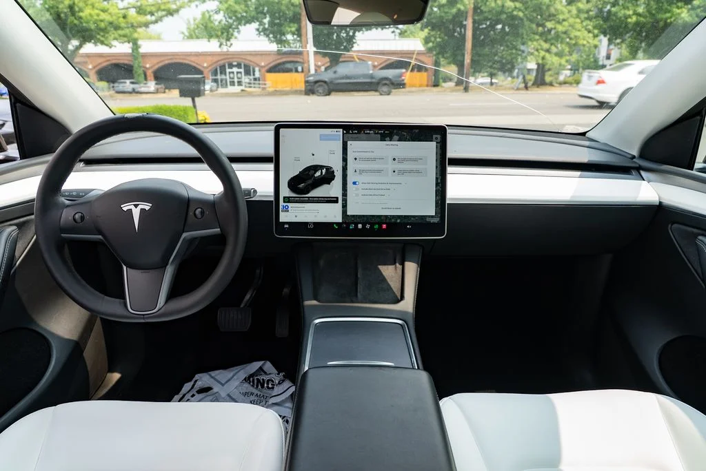 Used 2023 Black Tesla Long Range image 9