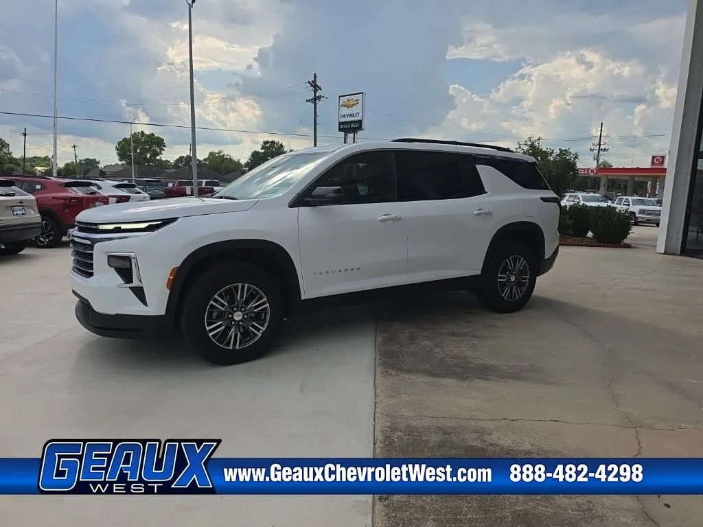Used 2026 White Chevrolet LT image 4