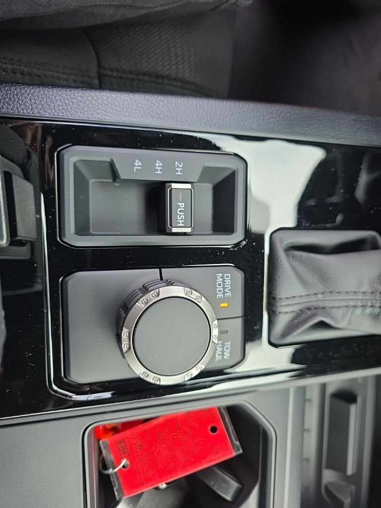 2026 Toyota Tundra SR5 - Photo 24