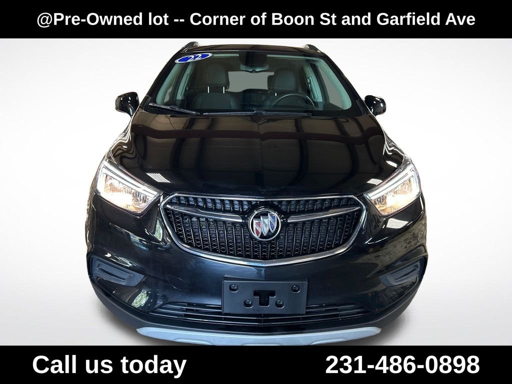 Used 2022 Black Buick Preferred image 8