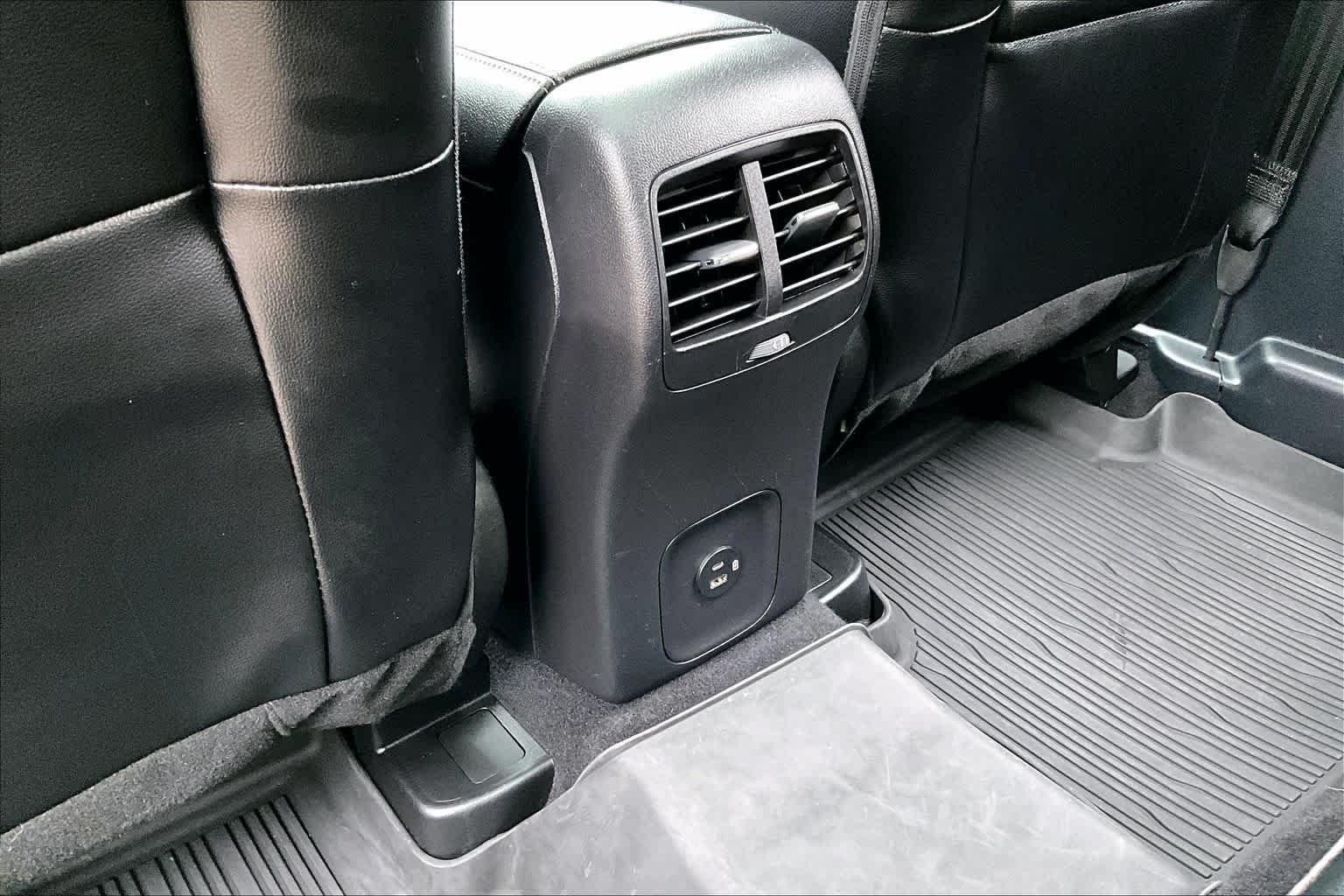 Used 2022 Carbonized Gray Metallic Ford Titanium image 34