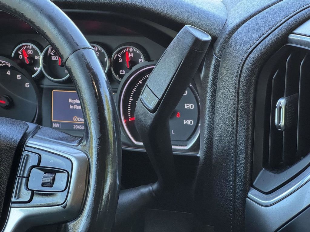 Used 2019 White Chevrolet LT image 8