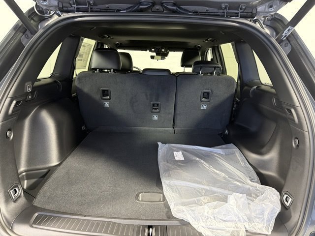New 2027 Gray Jeep Altitude image 11