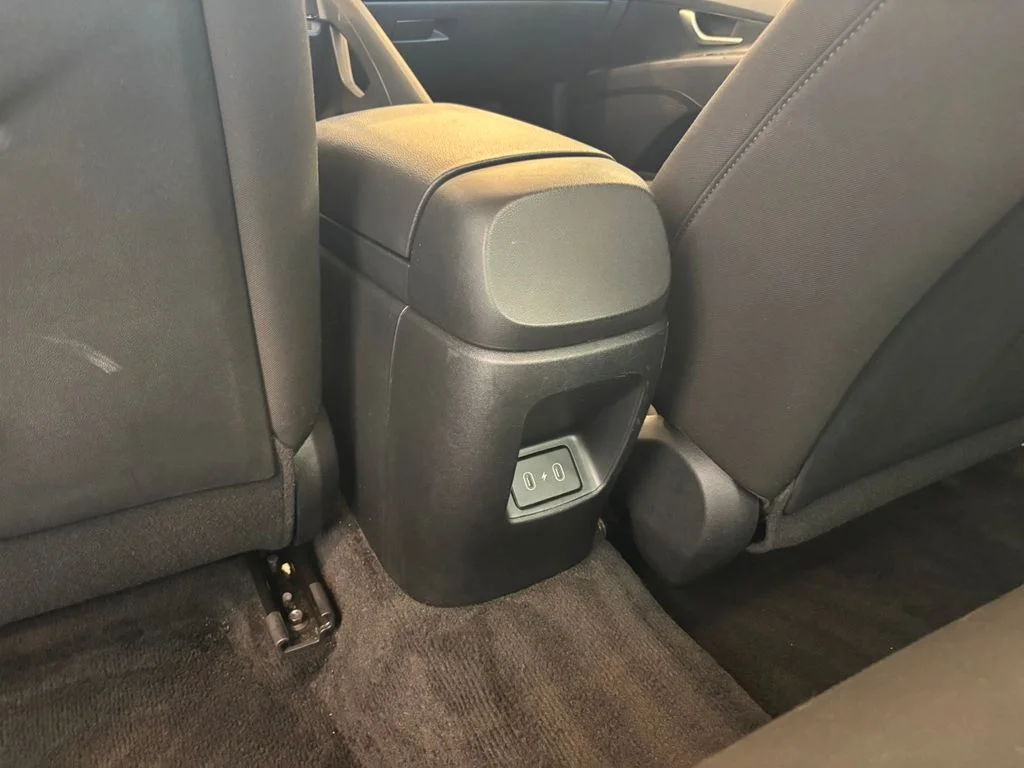 Used 2024 White Hyundai SEL image 27