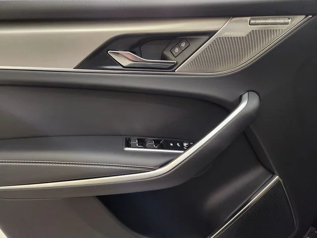 2026 Jaguar F-Pace R-Dynamic S - Photo 24