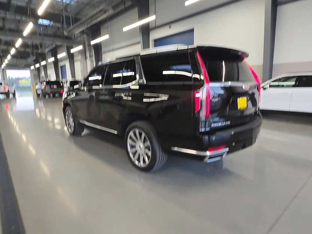 Used 2023 Black Raven Cadillac Premium Luxury Platinum image 7