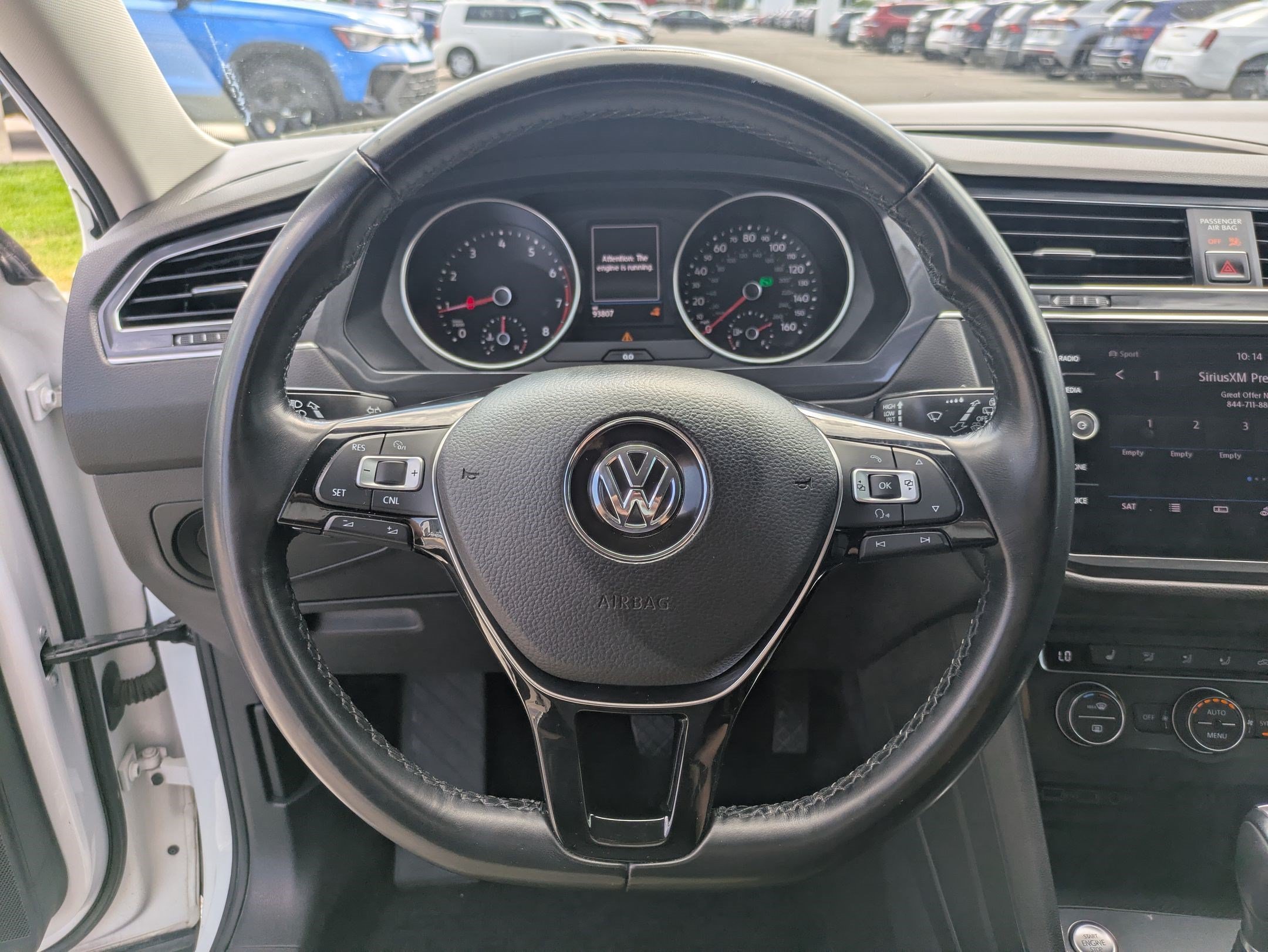 Used 2018 Pure White Volkswagen SEL image 15