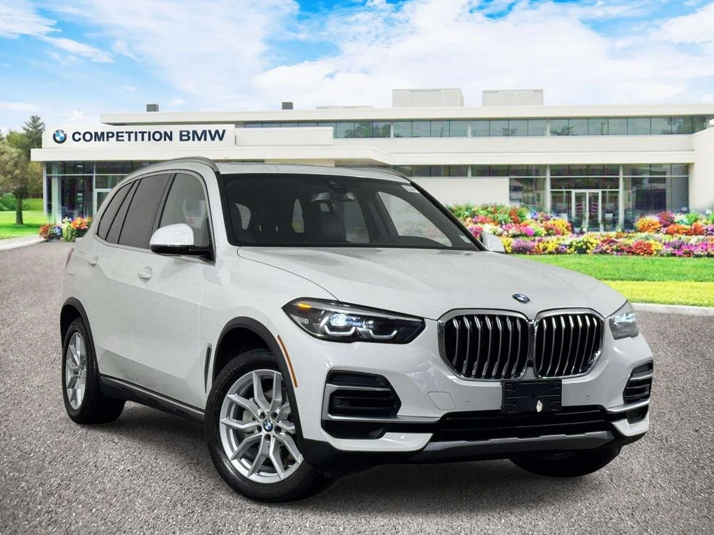 Certified Used 2023 White BMW xDrive40i image 1