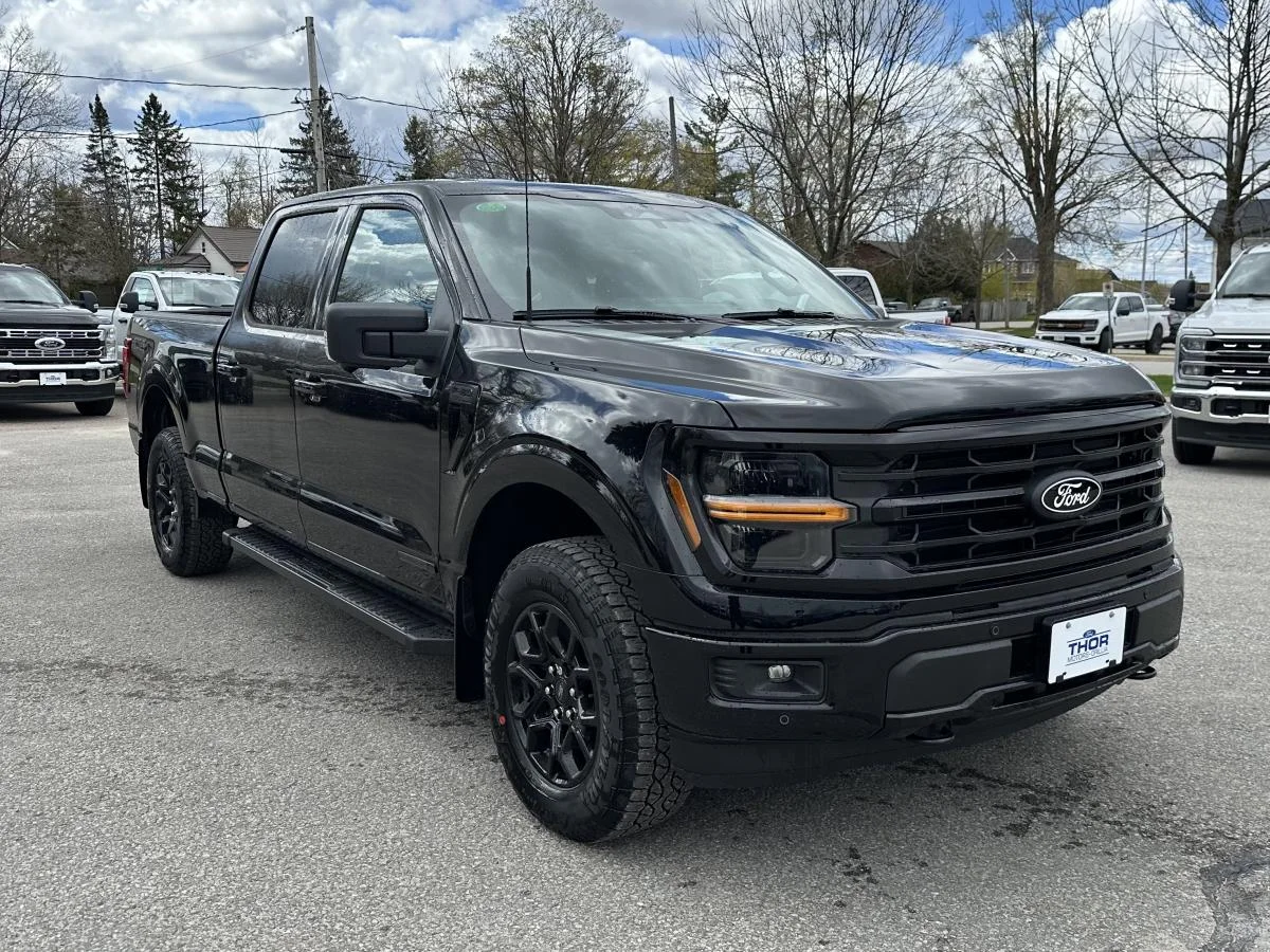 New 2026 Black Ford XLT image 3