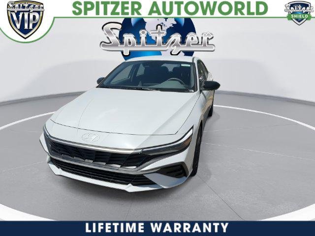 New 2026 White Hyundai SEL Sport image 7
