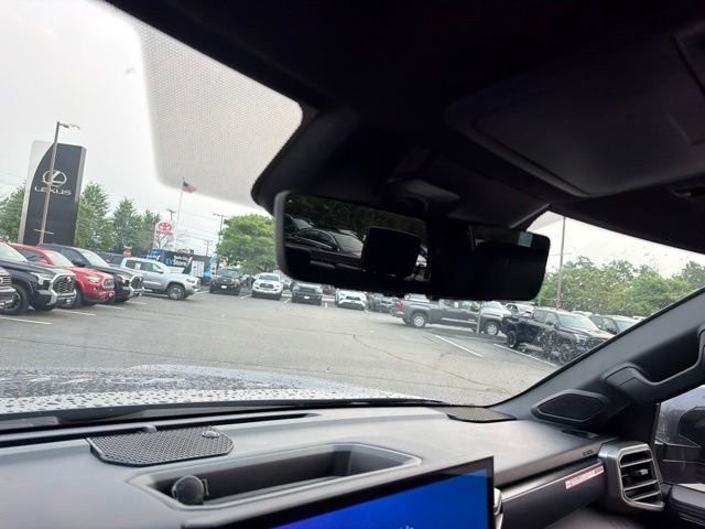New 2026 Magnetic Gray Metallic Toyota  Platinum image 23