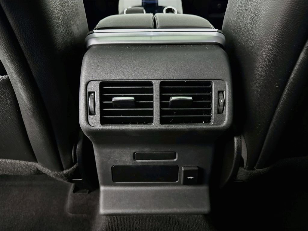 Used 2022 Black Land Rover S image 26