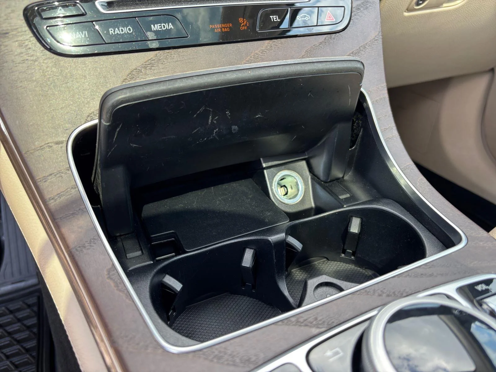 Used 2019 Black Mercedes-Benz GLC 300 image 36