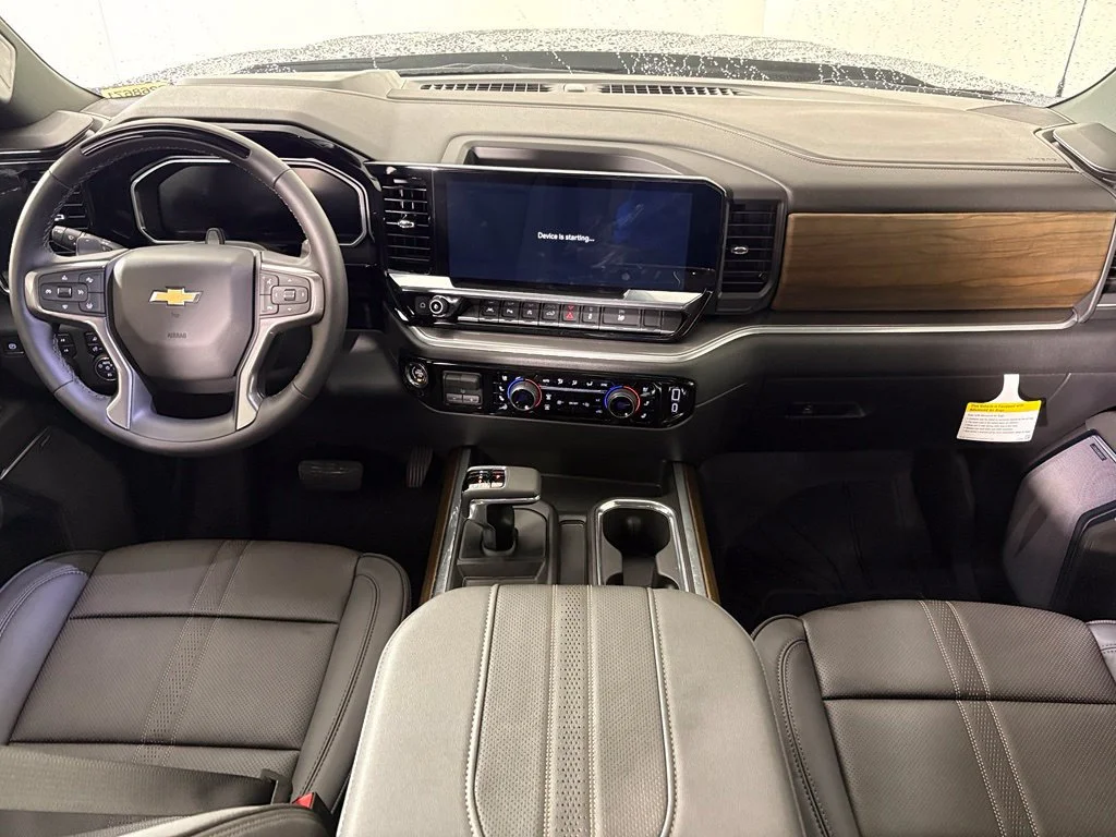 New 2026 Black Chevrolet High Country image 38